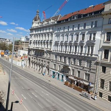 Appartement Sehr Zentral Gelegen à Vienne Extérieur photo